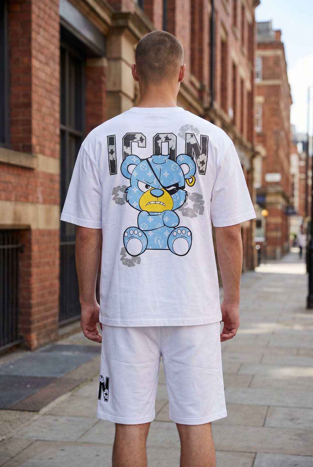 COMPLETO UOMO ICON MAGLIA CON PANTALONCINO IN COTONE E STRASS